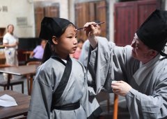 浙江湖州：儿童入学“开蒙礼”