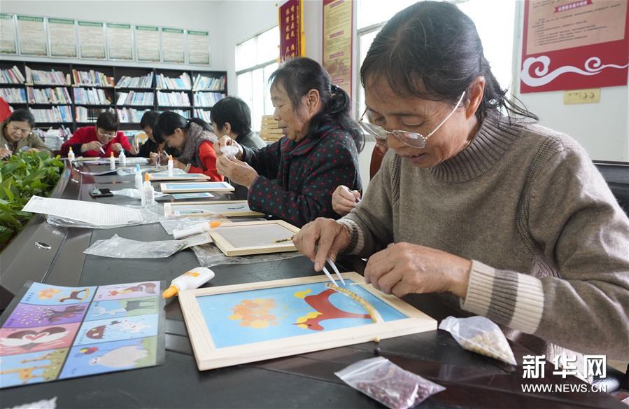 #（文化）（1）非遗粮食画  传承在乡村